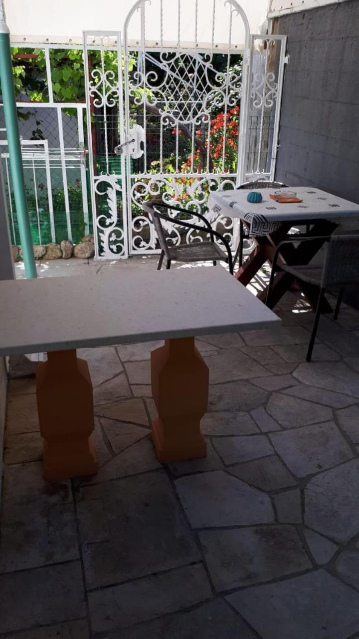 Apartmani Kalinic Bijela Szoba fotó