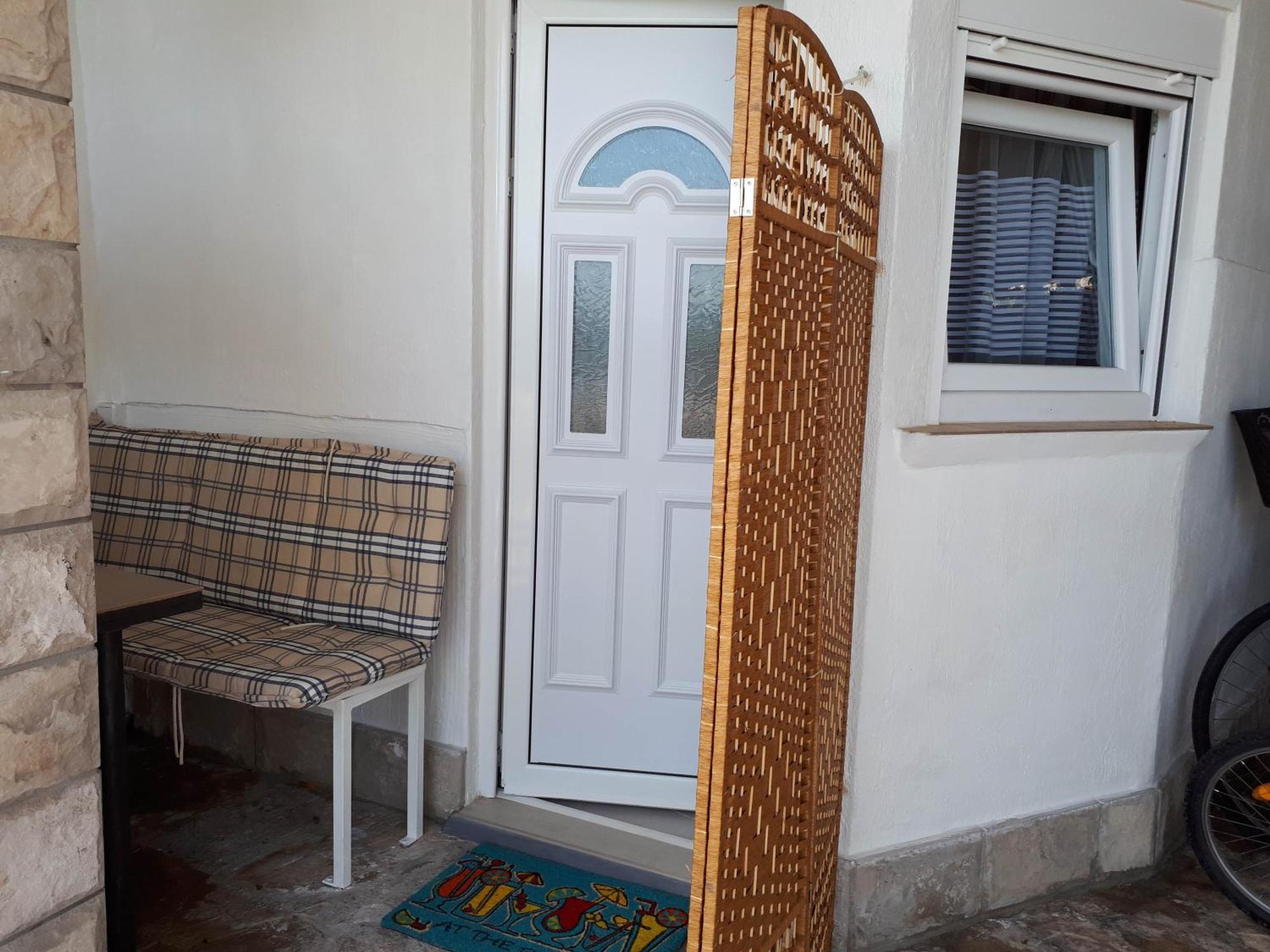 Apartmani Kalinic Bijela Kültér fotó